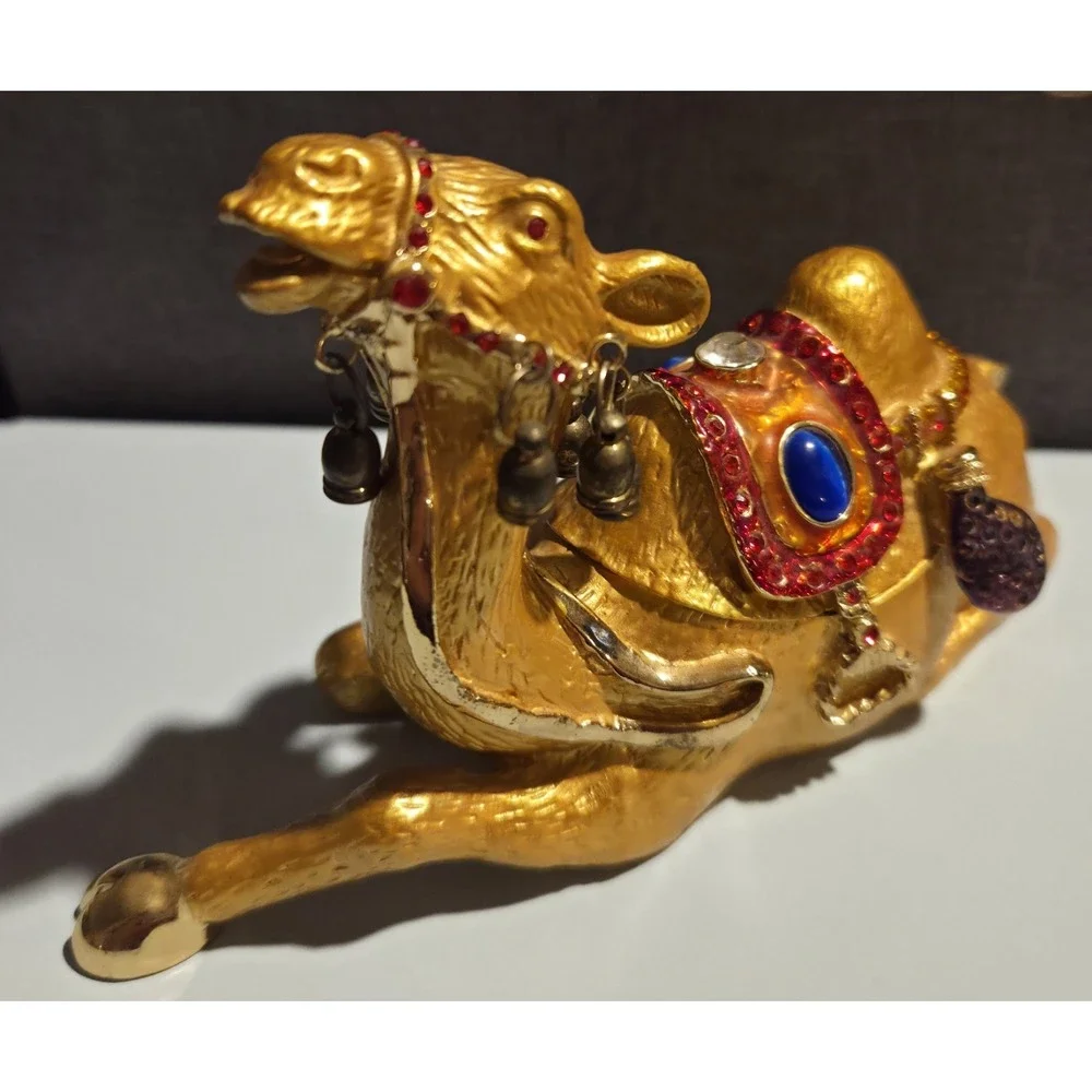 QIFU vintage trinket